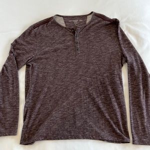 Large. Few wears. Great condition.